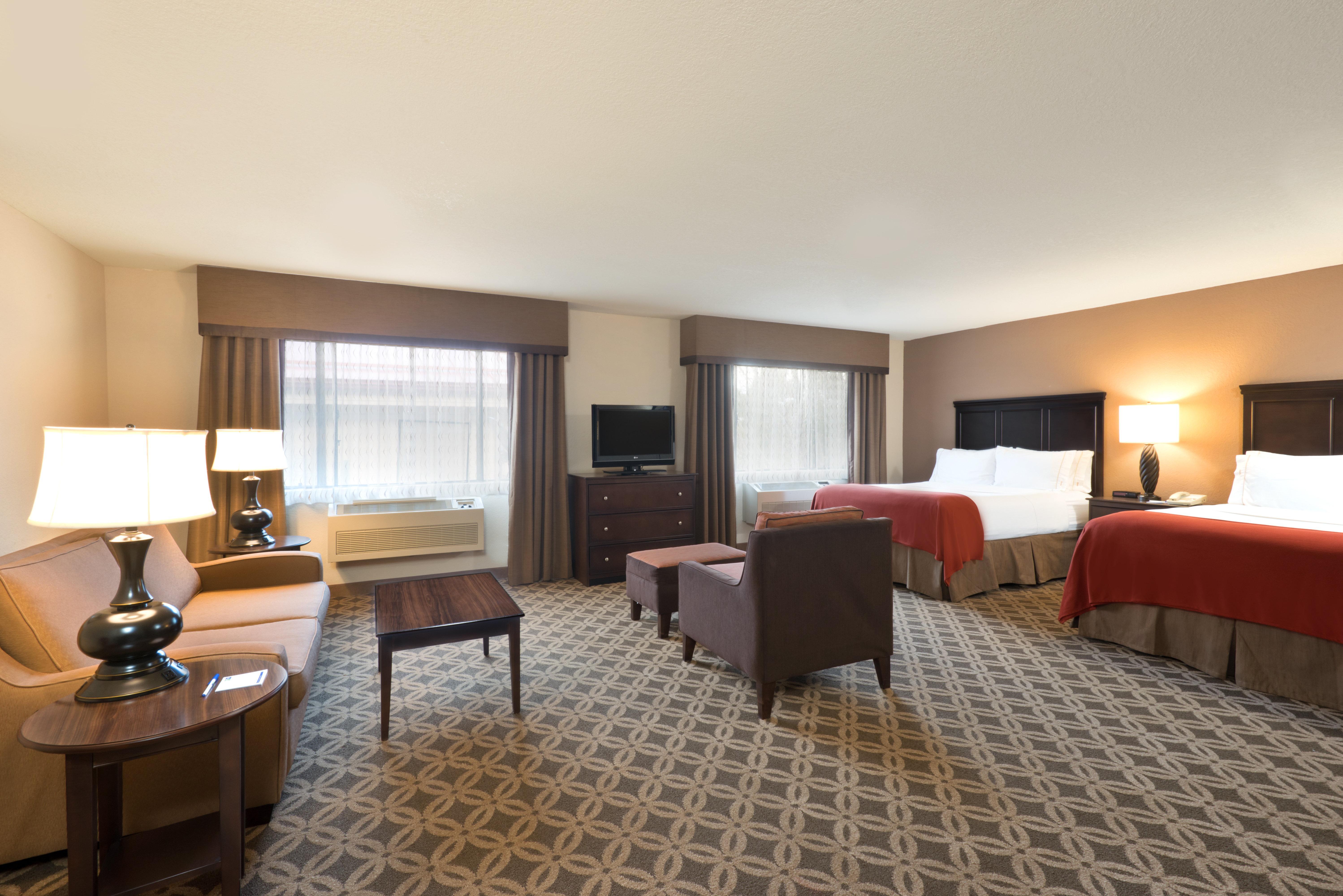 Holiday Inn Express Show Low By Ihg מראה חיצוני תמונה